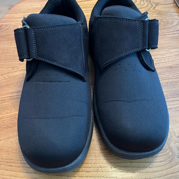Orthofeet men’s wide size 9 shoes - Picture 5 of 7